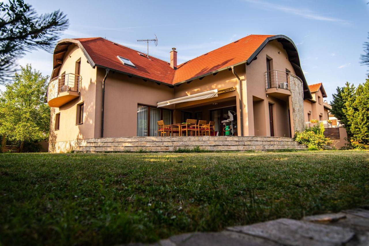 Villa With Pool & Sauna In Beer Village Velke Popovice Exterior photo